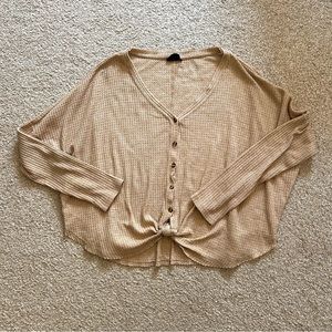 🌟 Urban Outfitters Out From Under Jojo Top 🌟